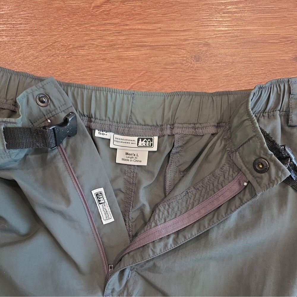 REI Pants Mens Large Green Convertible Nylon Cargo Hiking Zip Off Outdoor - Picture 3 of 15